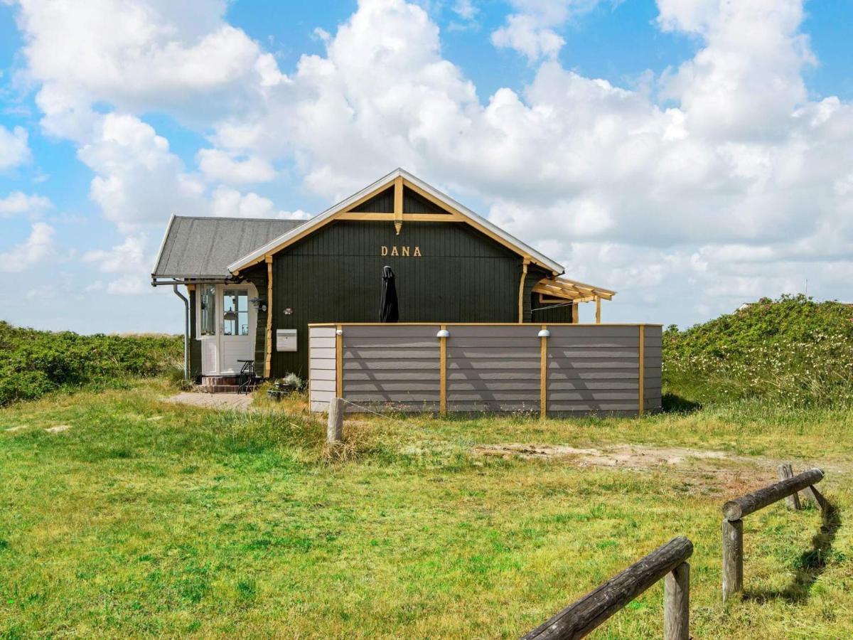 4 Person Holiday Home In R M Lakolk Exterior photo