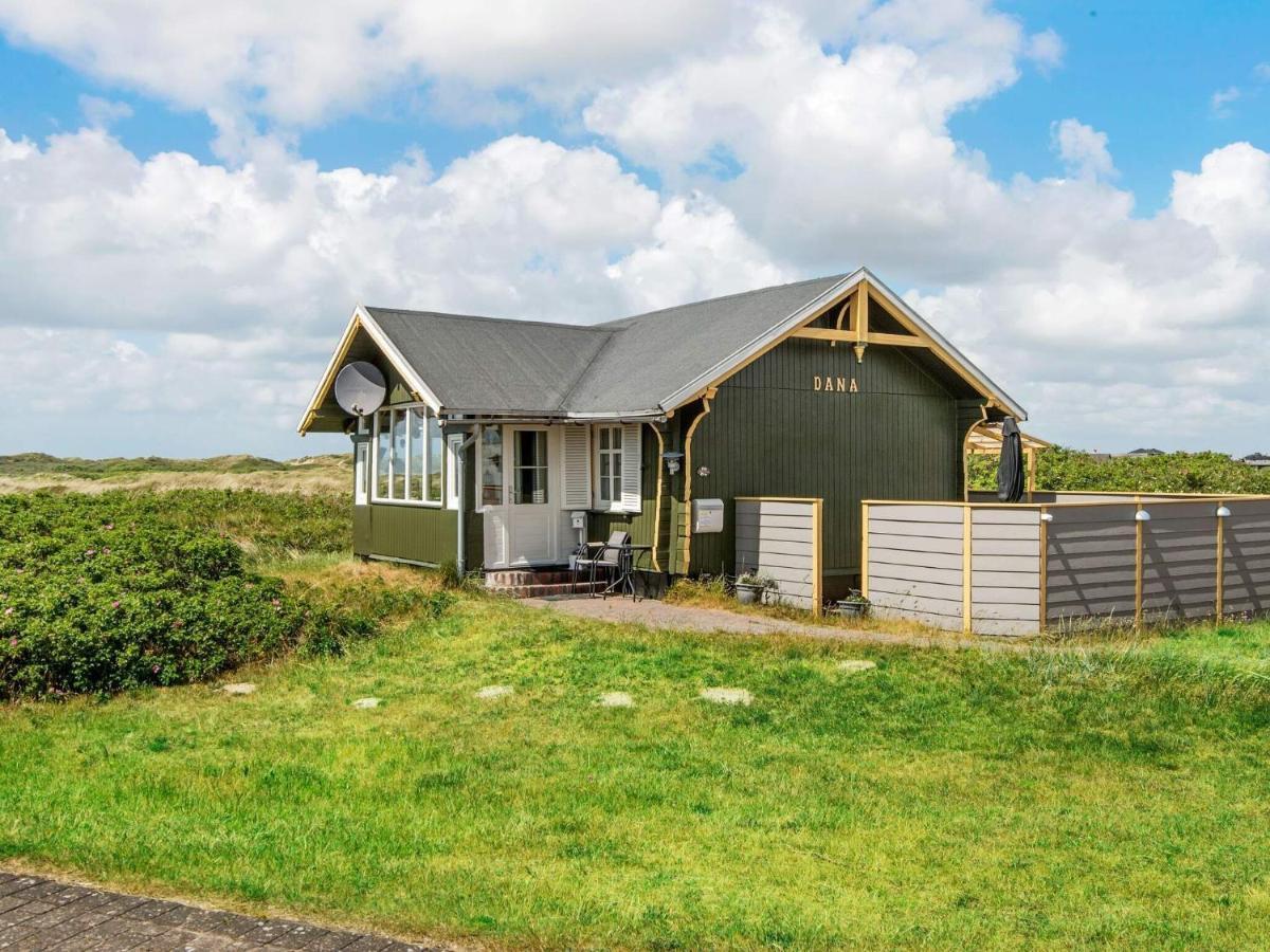4 Person Holiday Home In R M Lakolk Exterior photo